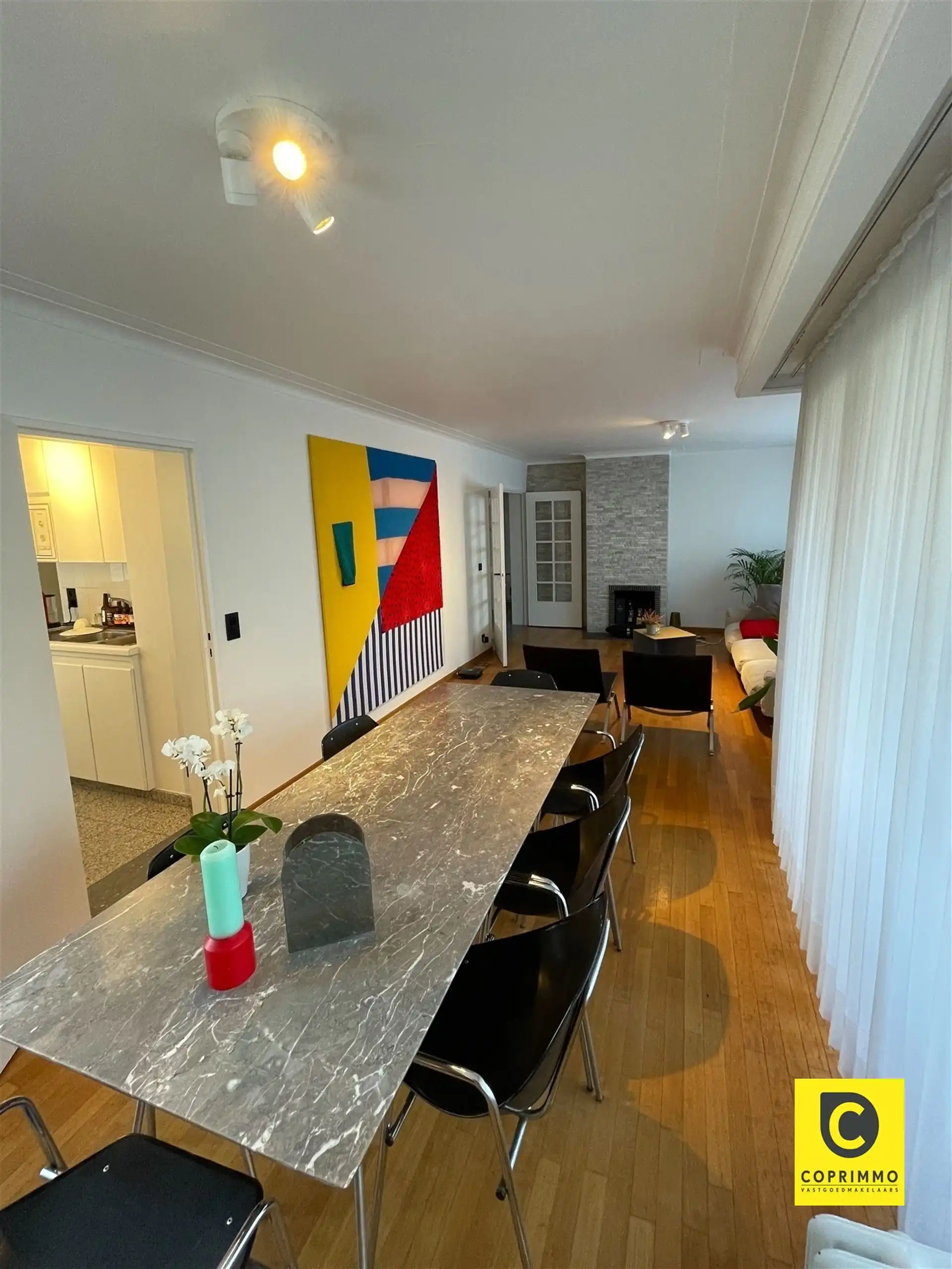 Instapklaar 3 slaapkamer appartement met zonnig terras, kelder en fietsenberging foto 44
