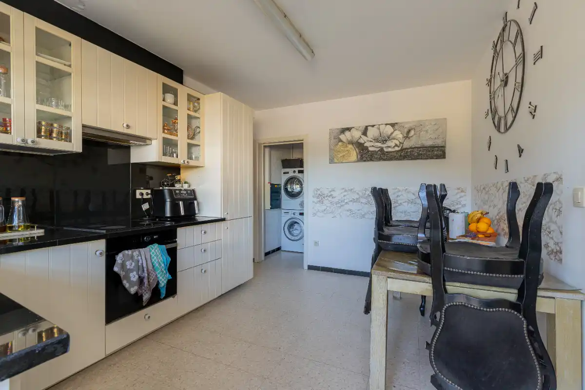 3-slaapkamerappartement op toplocatie foto 4
