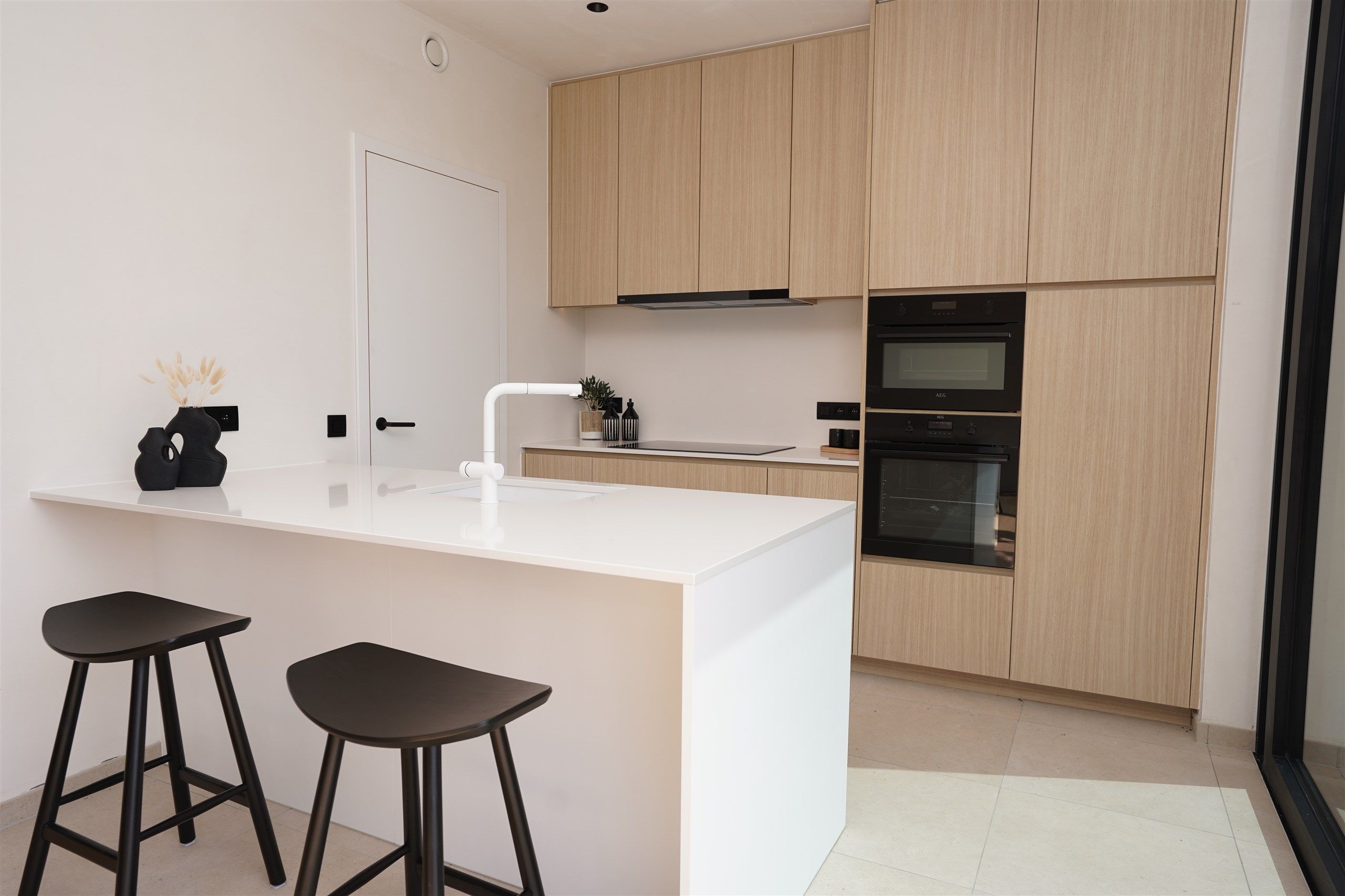 Halfopen NIEUWBOUW op 561 m² – Ruimte, Licht en Leefcomfort foto 14
