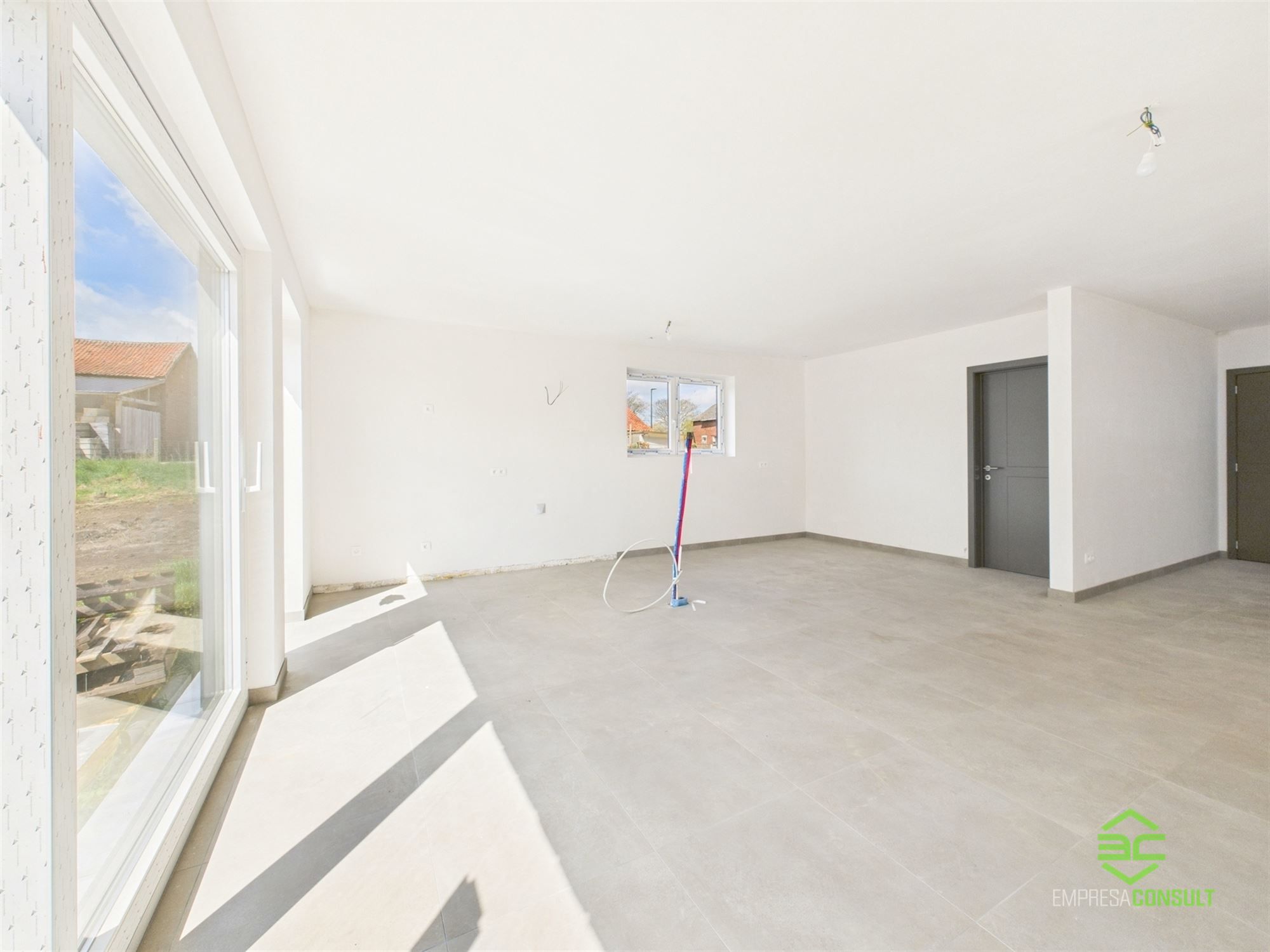 Ruime nieuwbouwwoning met 4/5 slpk en 2/3 badk! foto 8