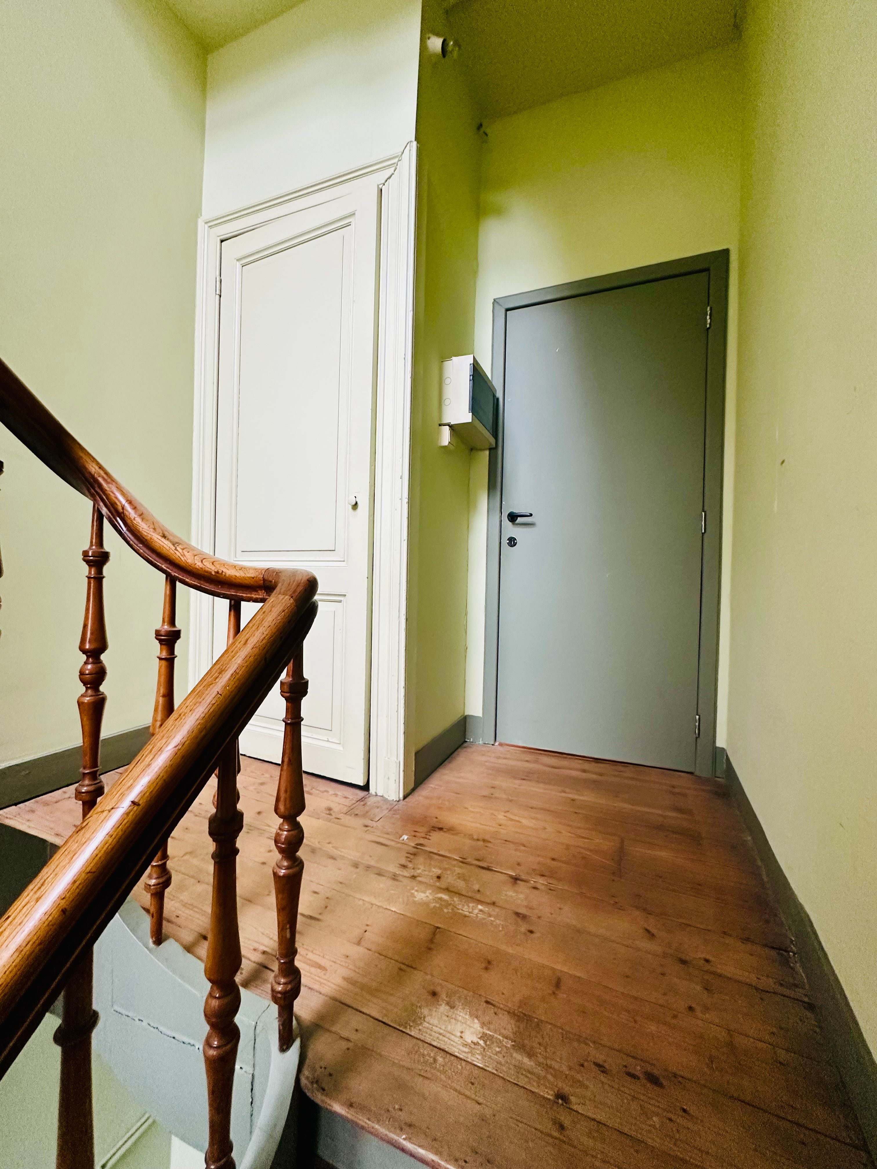 Centraal gelegen appartement met open concept en werkruimte foto 11