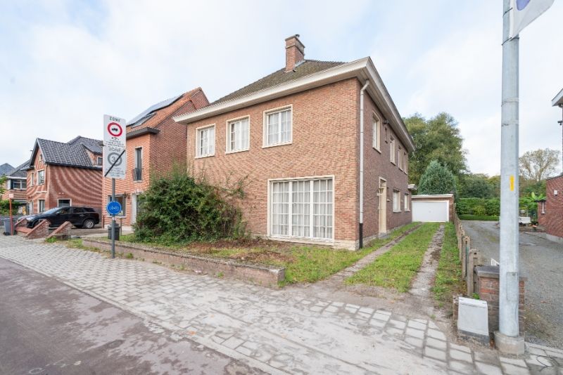 Karaktervolle statige woning centrum - 1300m² grondopp. foto 1