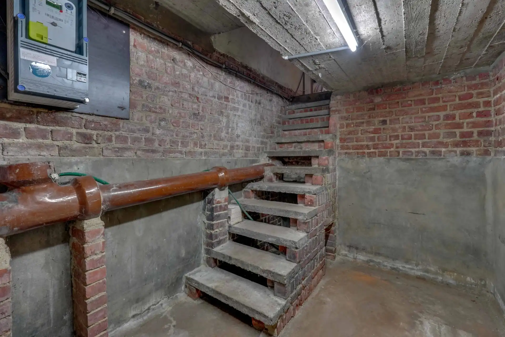 Gerenoveerde woning net buiten de ring foto 12
