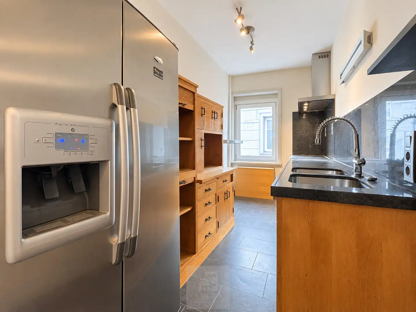 2 slpk-appartement met terras op toplocatie (Brabantdam) foto 7