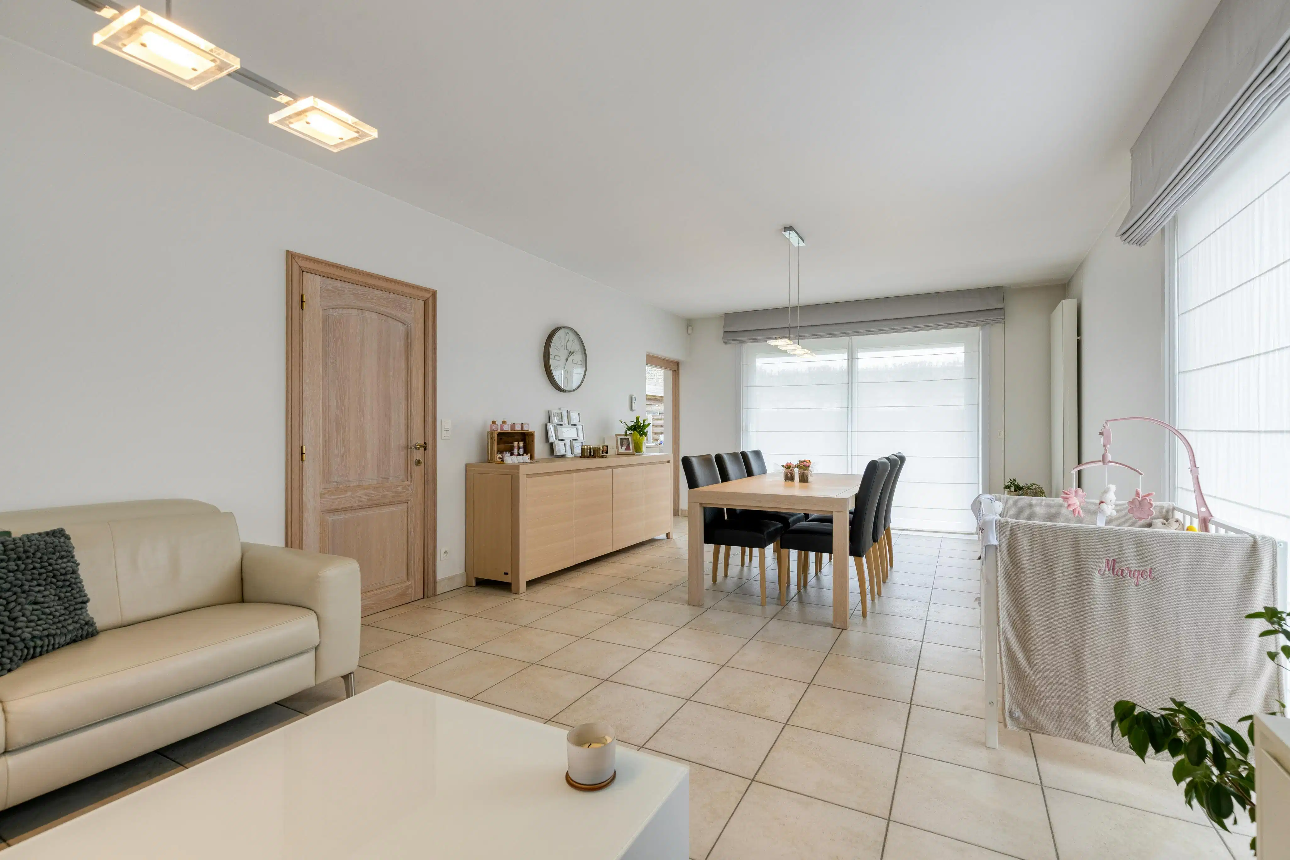 Instapklare gezinswoning in rustige wijk te Roeselare foto 3