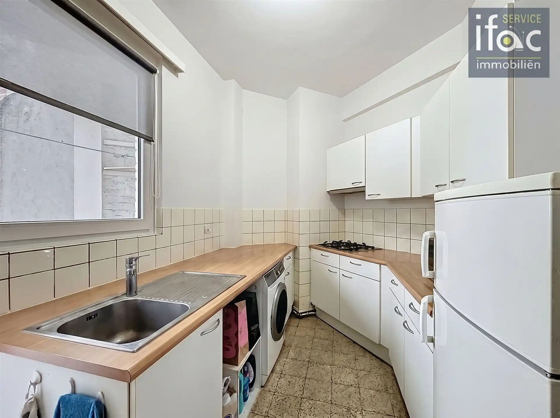 Lichtrijk goed onderhouden appartement op de 4e verdieping foto 7