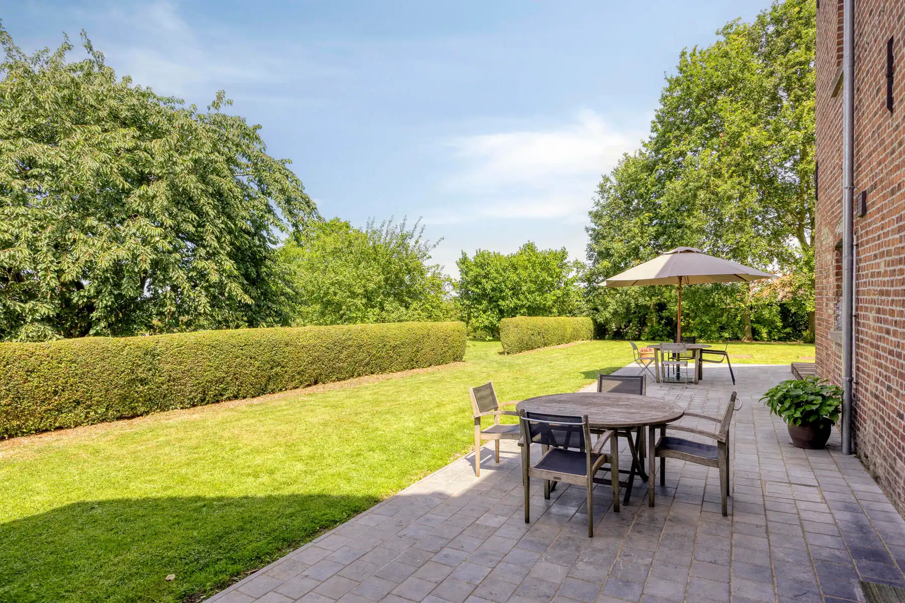 Ruime Charmewoning op topligging foto 23