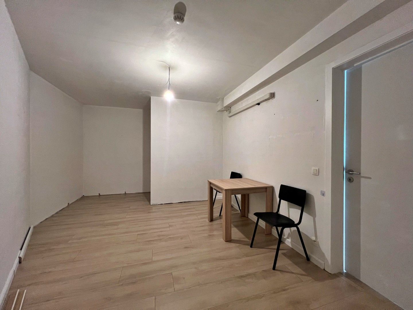Handels-/winkelpand met uitstekende zichtbaarheid langs de N9 – Lievegem foto 8