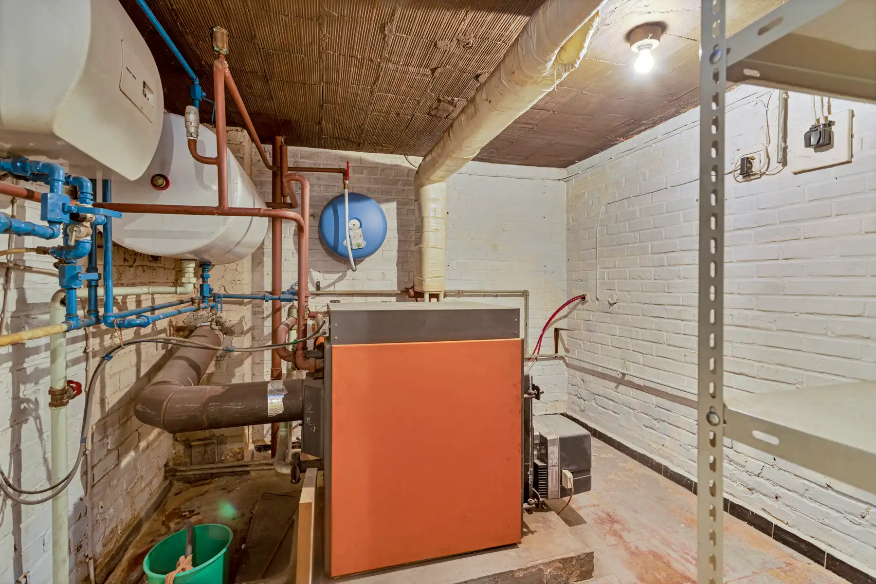 Te renoveren halfopen bebouwing  foto 21