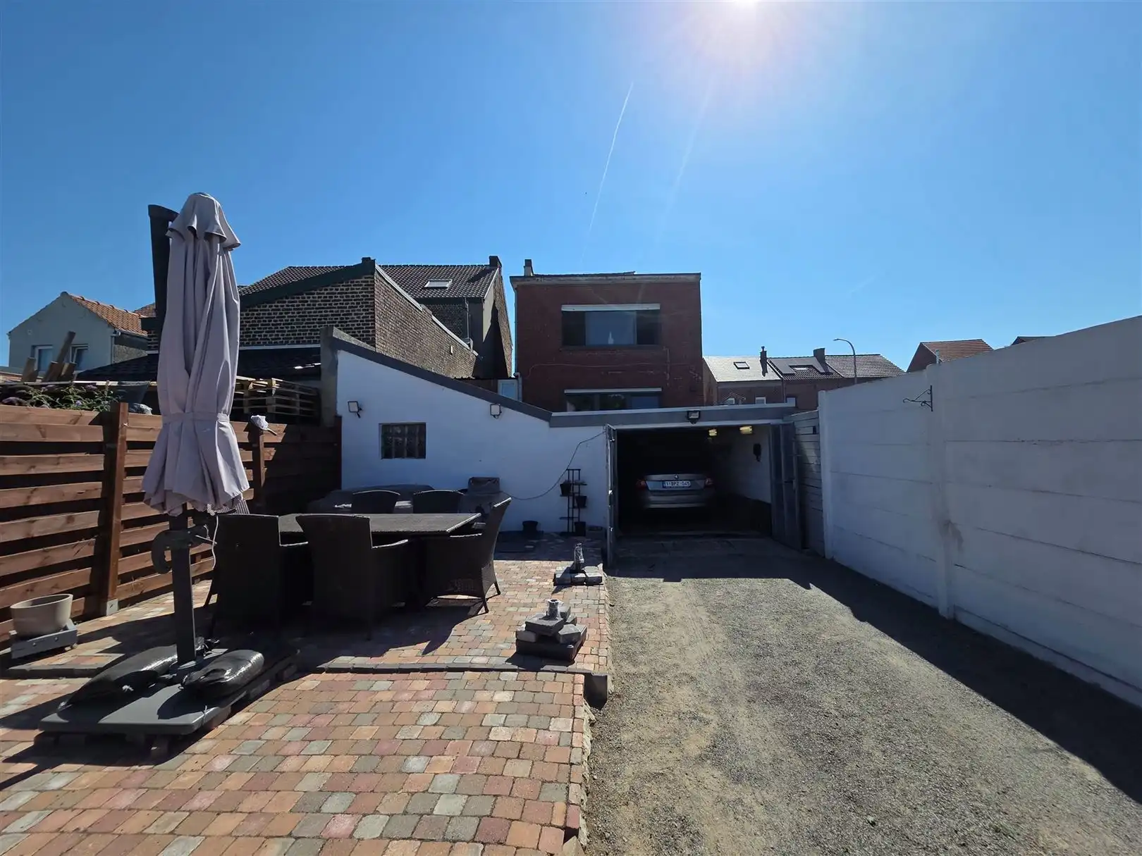 Ruime woning met garage, tuin en 3 slpks te landen. foto 18