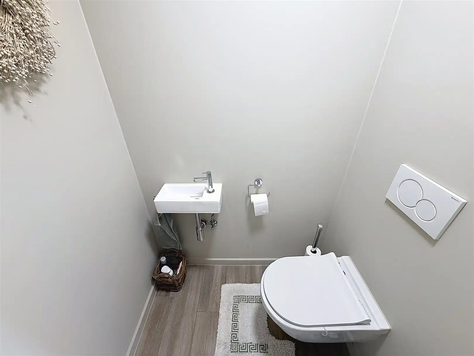 Instapklaar APP met terras, 2 slpks, kelder en autostpl foto 26