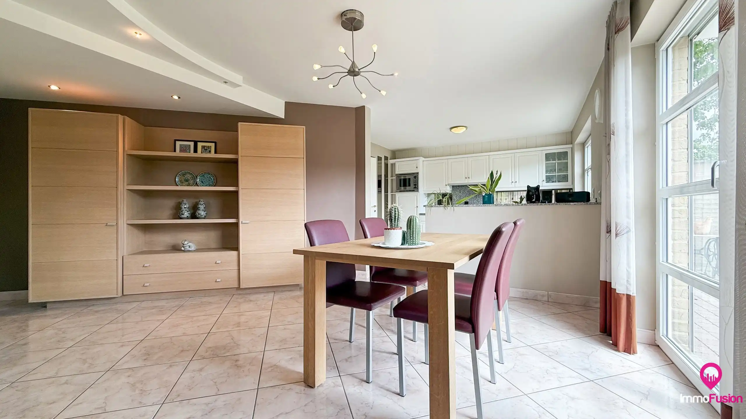 Ruime gezinswoning met 3slpks op toplocatie en EPC B! foto 9