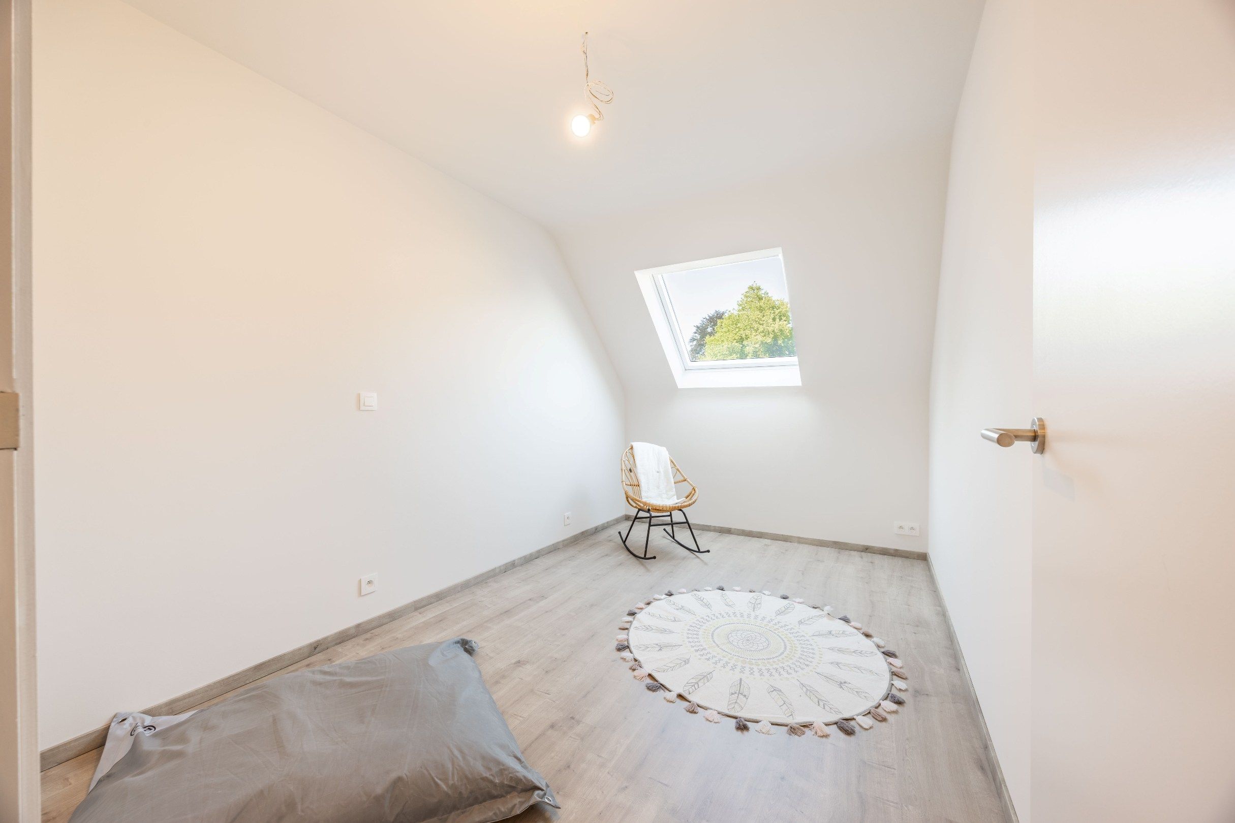 CHARMANTE NIEUWBOUWWONING IN WOONERF GULDEN SPOREN foto 14