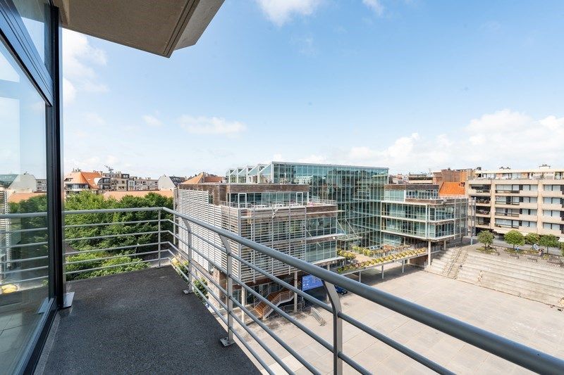 PRACHTIGE PENHOUSE TE KOOP IN HET CENTRUM VAN KOKSIJDE foto 3