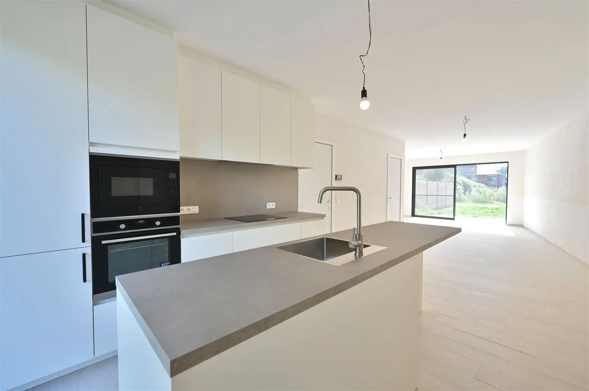 Comfortabele nieuwbouwwoning met 3 slaapkamers foto 4