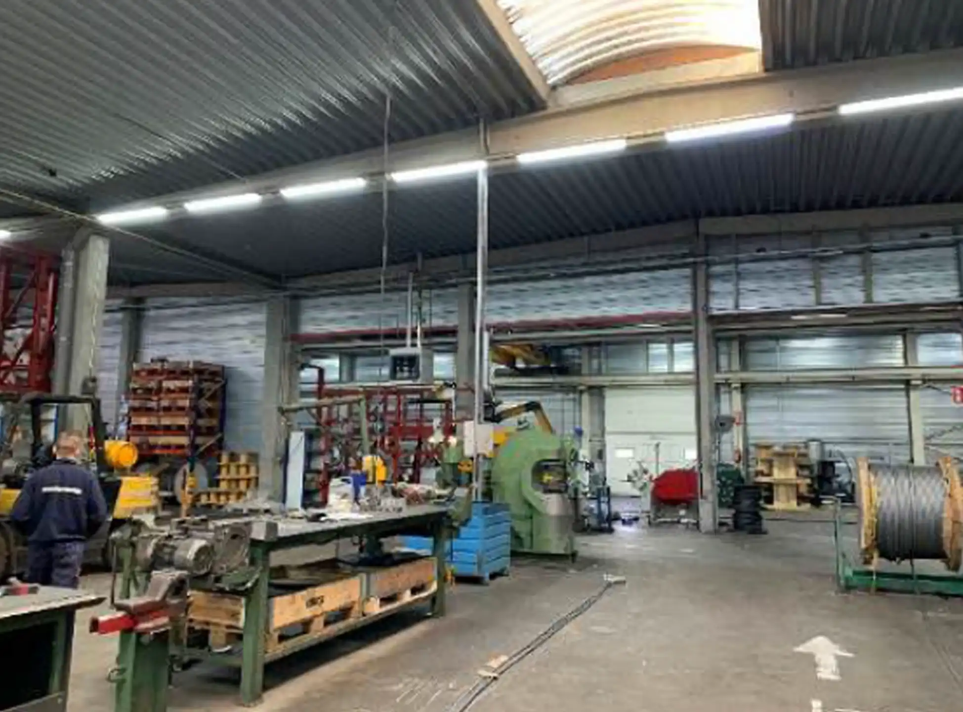 Kantoren  460m² & magazijn 3000m² te huur op 5992m² grondopp foto 16