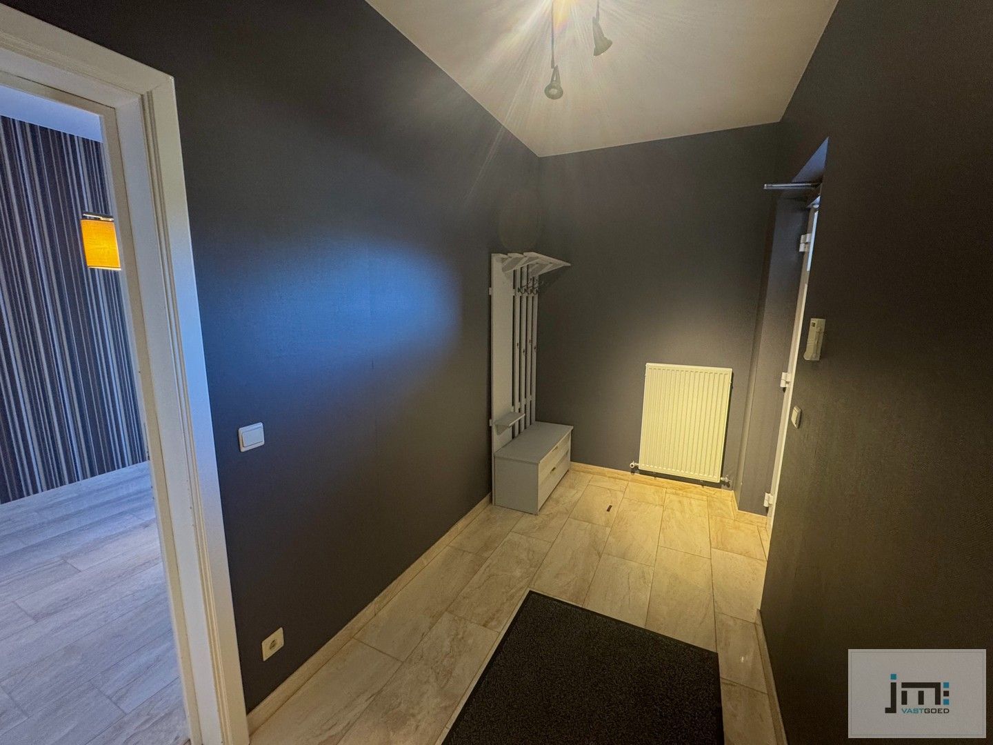 Gelijkvloers appartement / kantoorruimte in Wellen foto 3