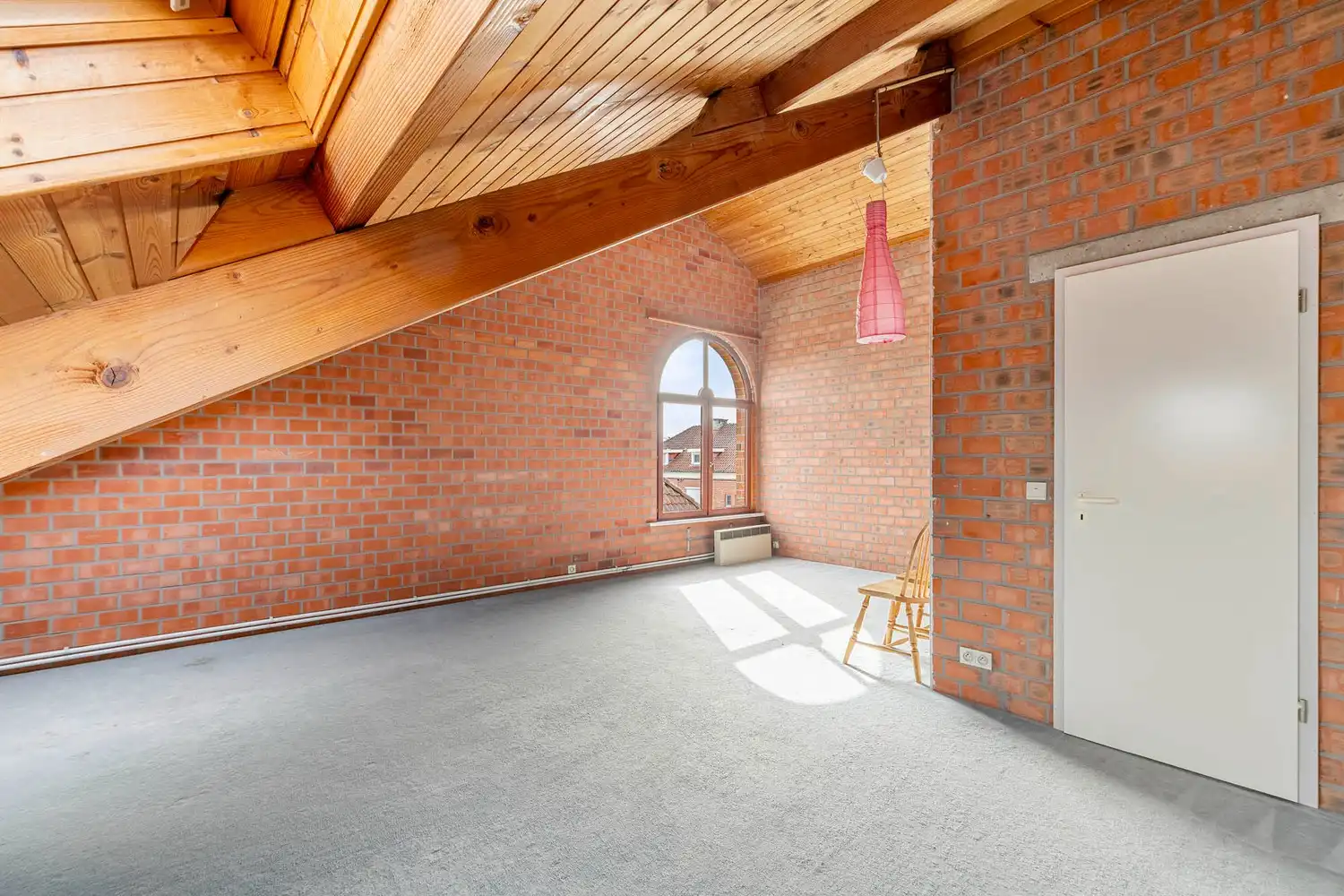 Goed gelegen en lichtrijke halfopen bebouwing met 3/4 ruime slaapkamers, een bureau en een tuin te Heverlee! foto 22