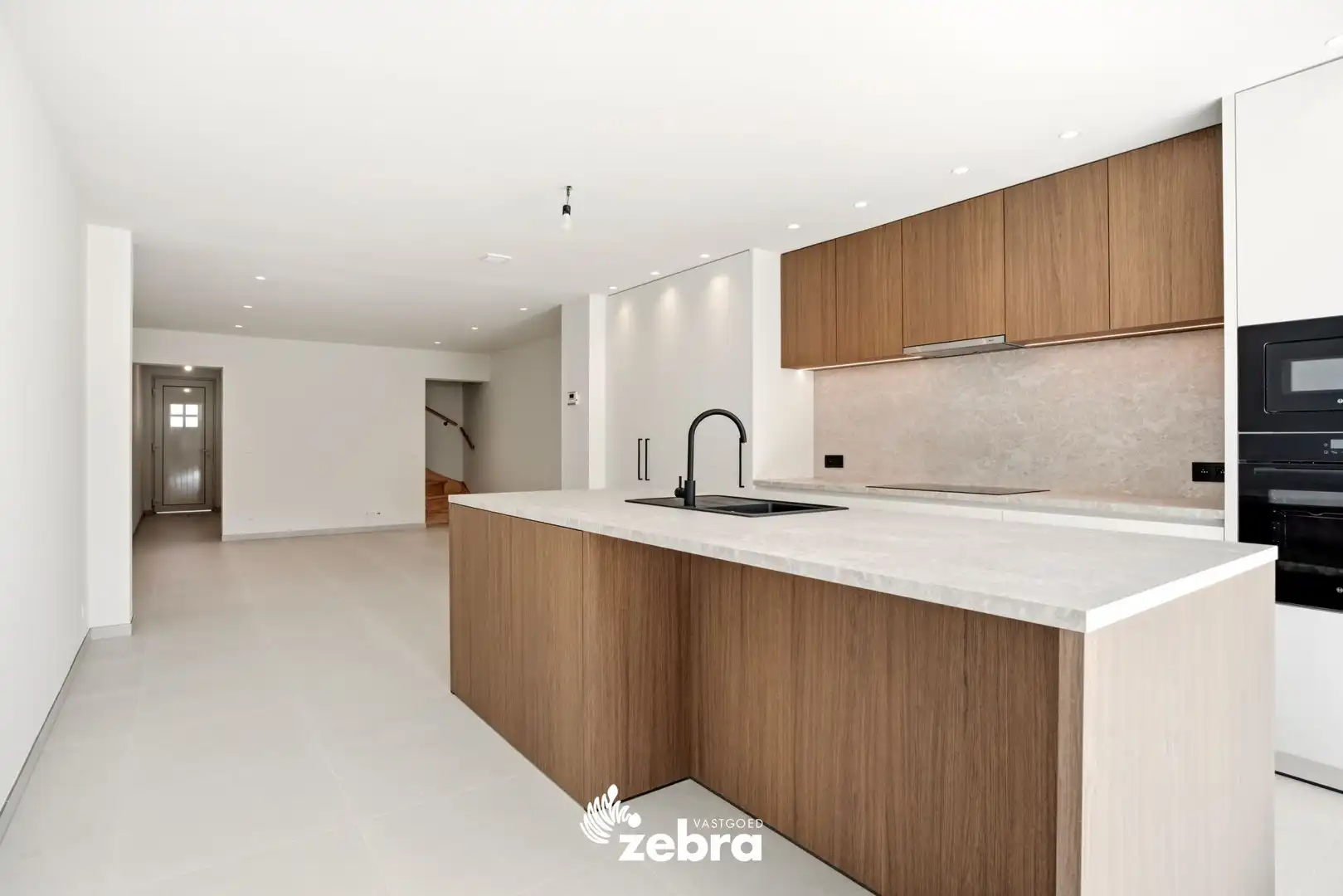 Instapklare woning met EPC-label A, 3 slaapkamers en uitweg nabij centrum Meulebeke! foto 7