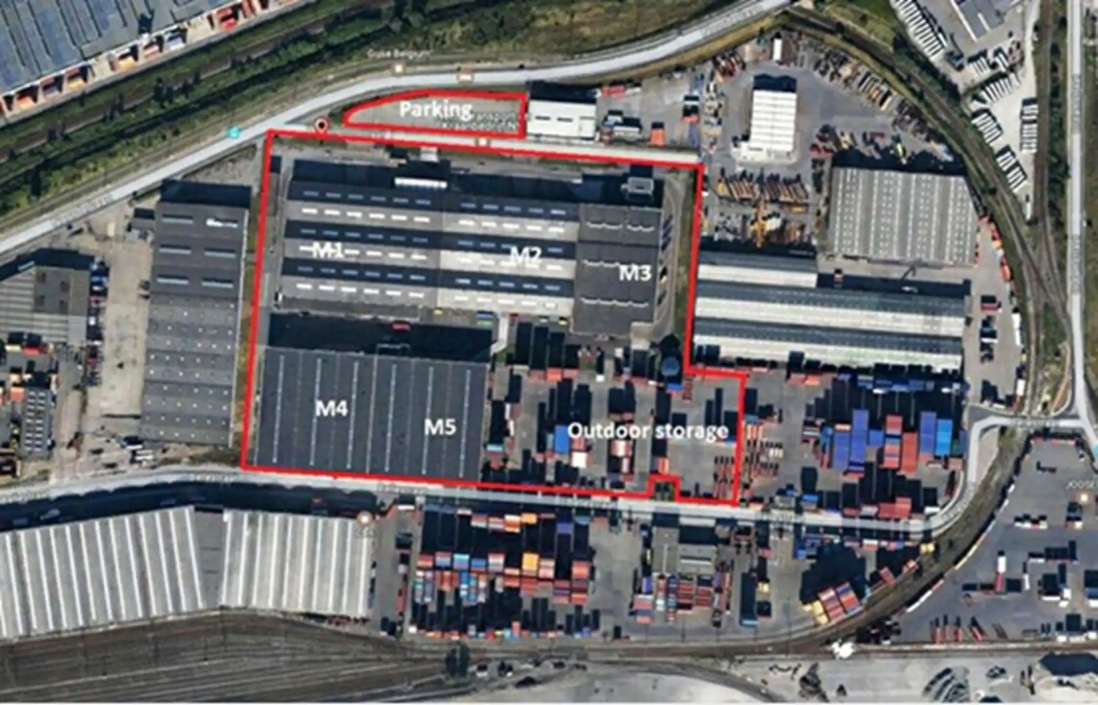 Ca. 8.625m² en 8.625m² magazijnruimten, met los- en laadkades, te huur langs de Noorderlaan.   foto 10