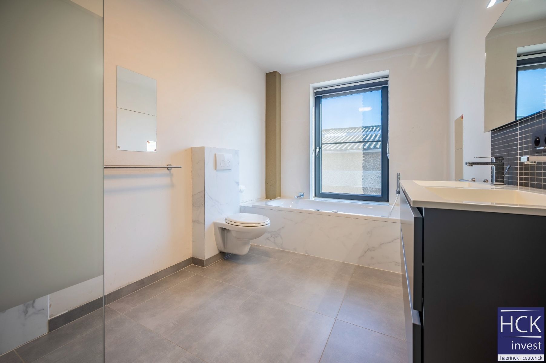 ZULTE - Uitzonderlijk ruime nieuwbouwwoning met high-end afwerking! foto 27