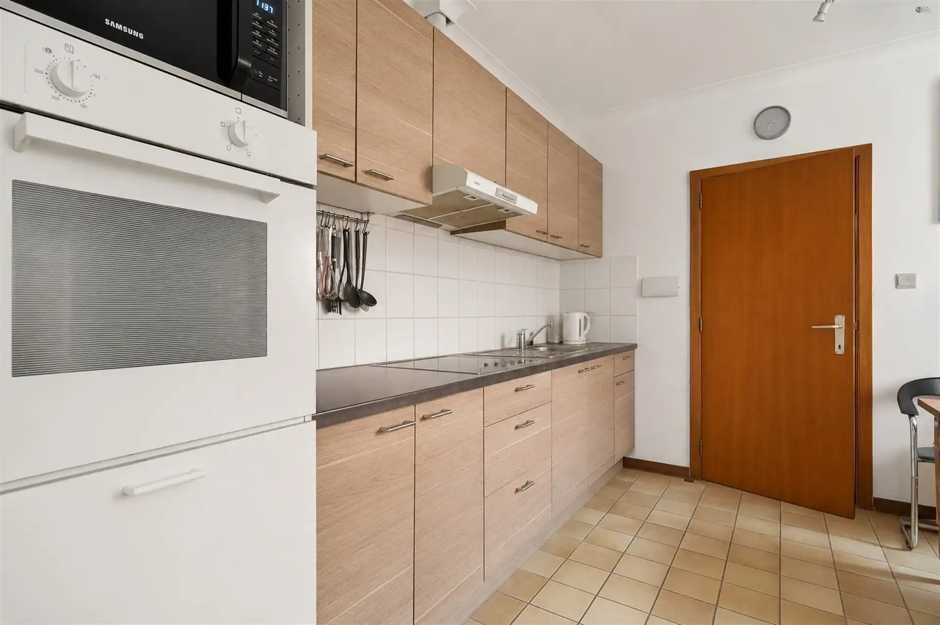 Opbrengsteigendom bestaande uit 3 kwalitatieve woningen met 3 garageboxen foto 8