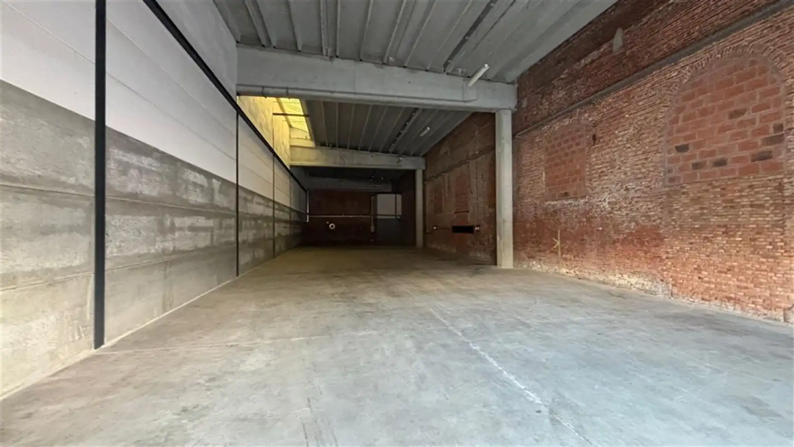 Gerenoveerde KMO unit te Beerse foto 9