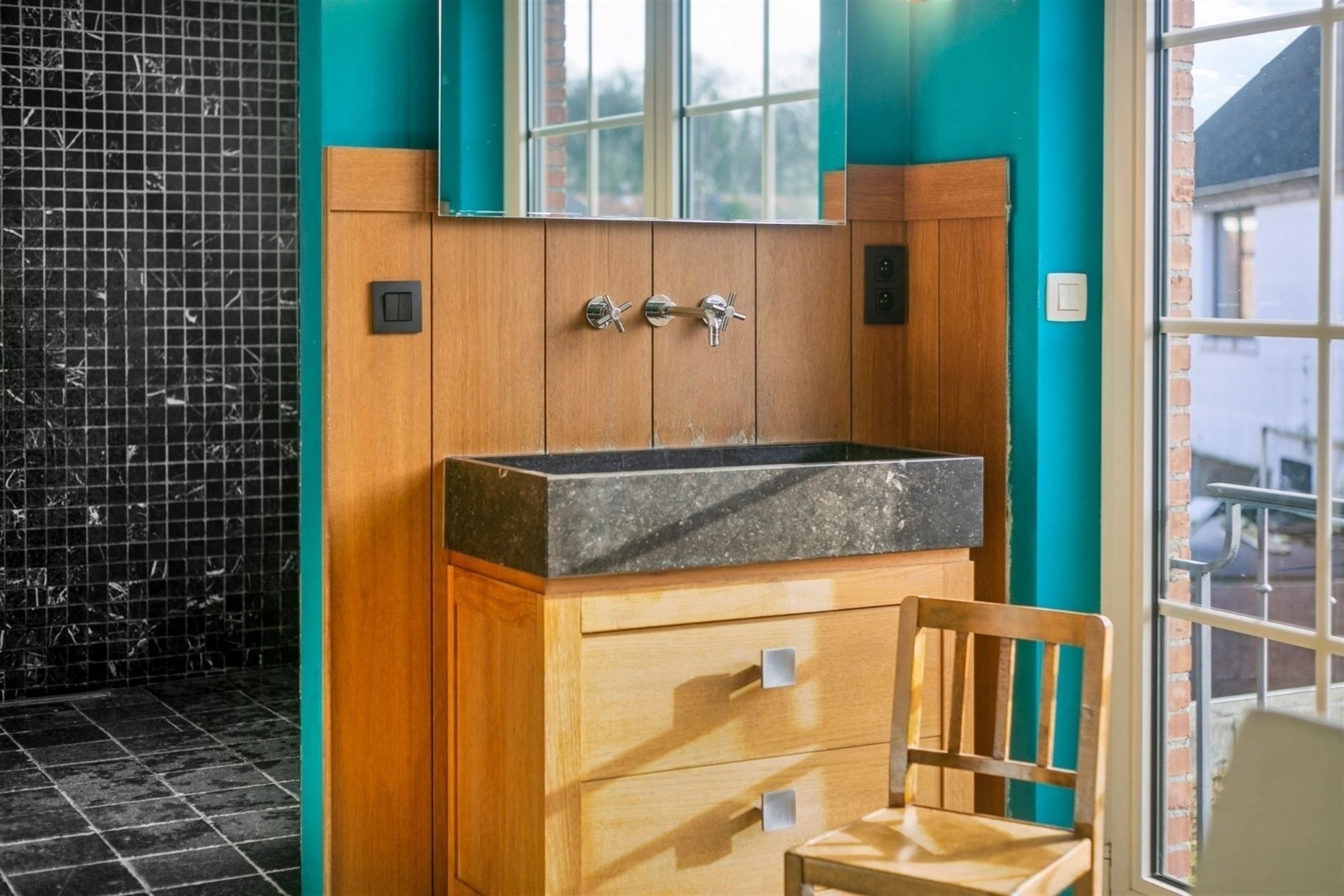 Karaktervolle woning in centrum Essen met prachtige tuin, 4 slaapkamers en commerciële ruimte foto 17