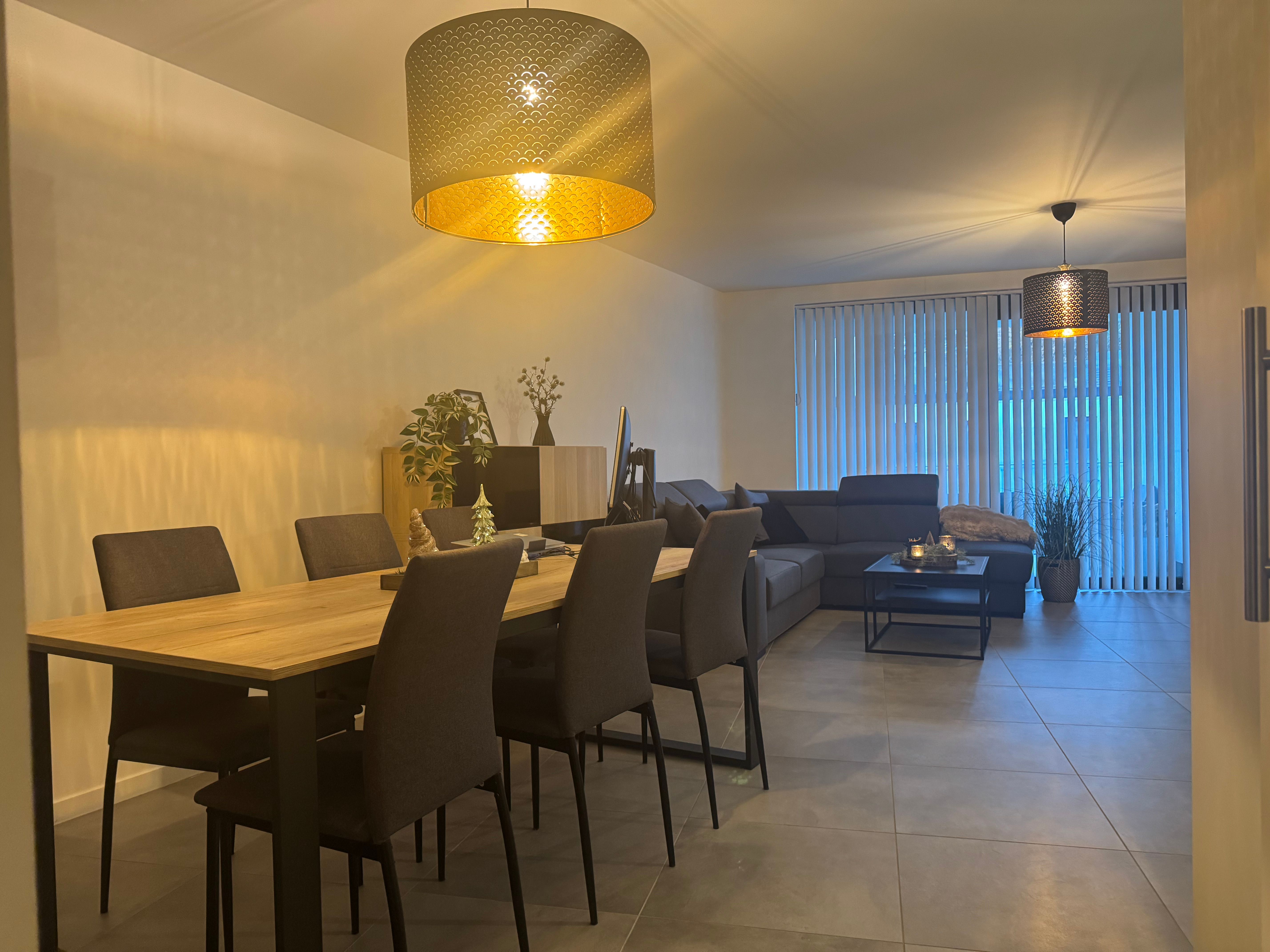 Modern appartement met terras en parkeerplaats in Residentie Vlinderpark – centrum Genk foto {{pictureIndex}}