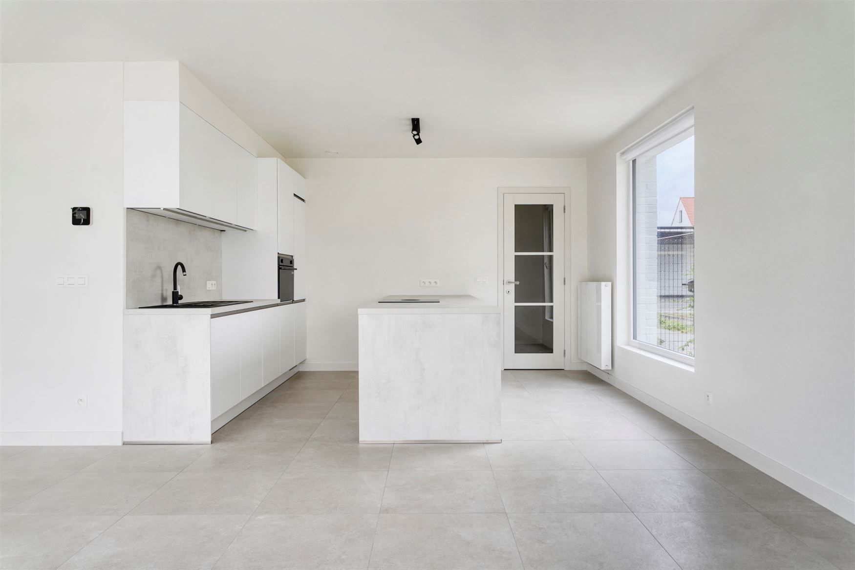 Nieuwbouwwoning in een jonge wijk foto 5