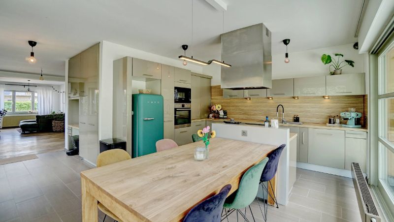 Charmante gerenoveerde woning van 166m² op 6 are 47 ca foto 6