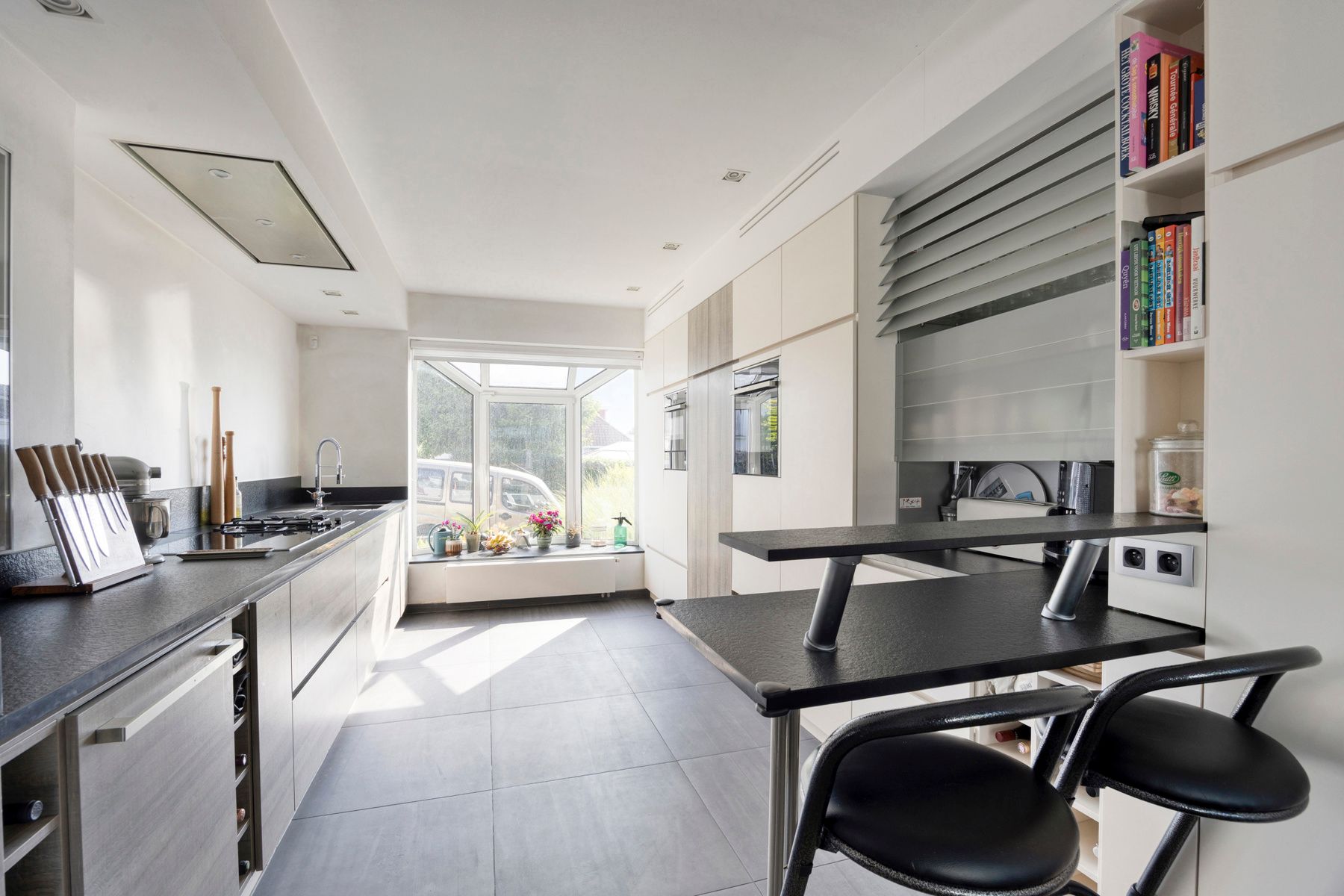 Rustig gelegen woning met garage foto 11