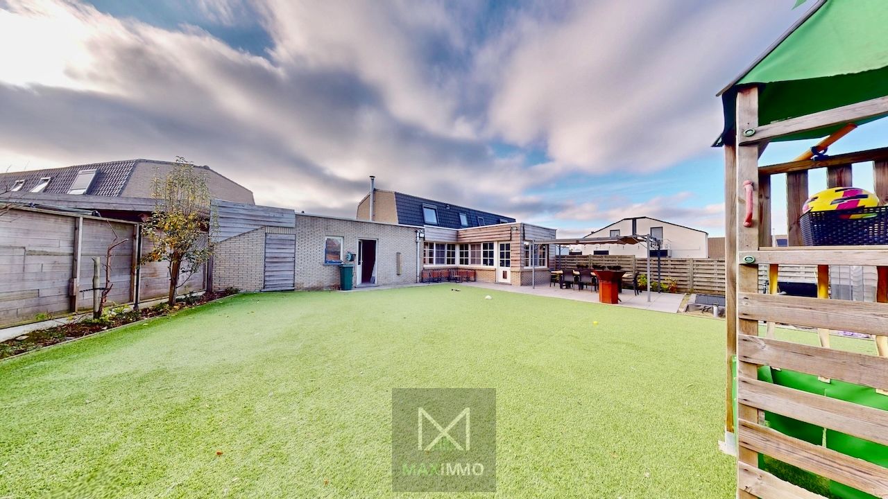 Instapklare gezinswoning met tuin en grote garage in Aalbeke foto 16