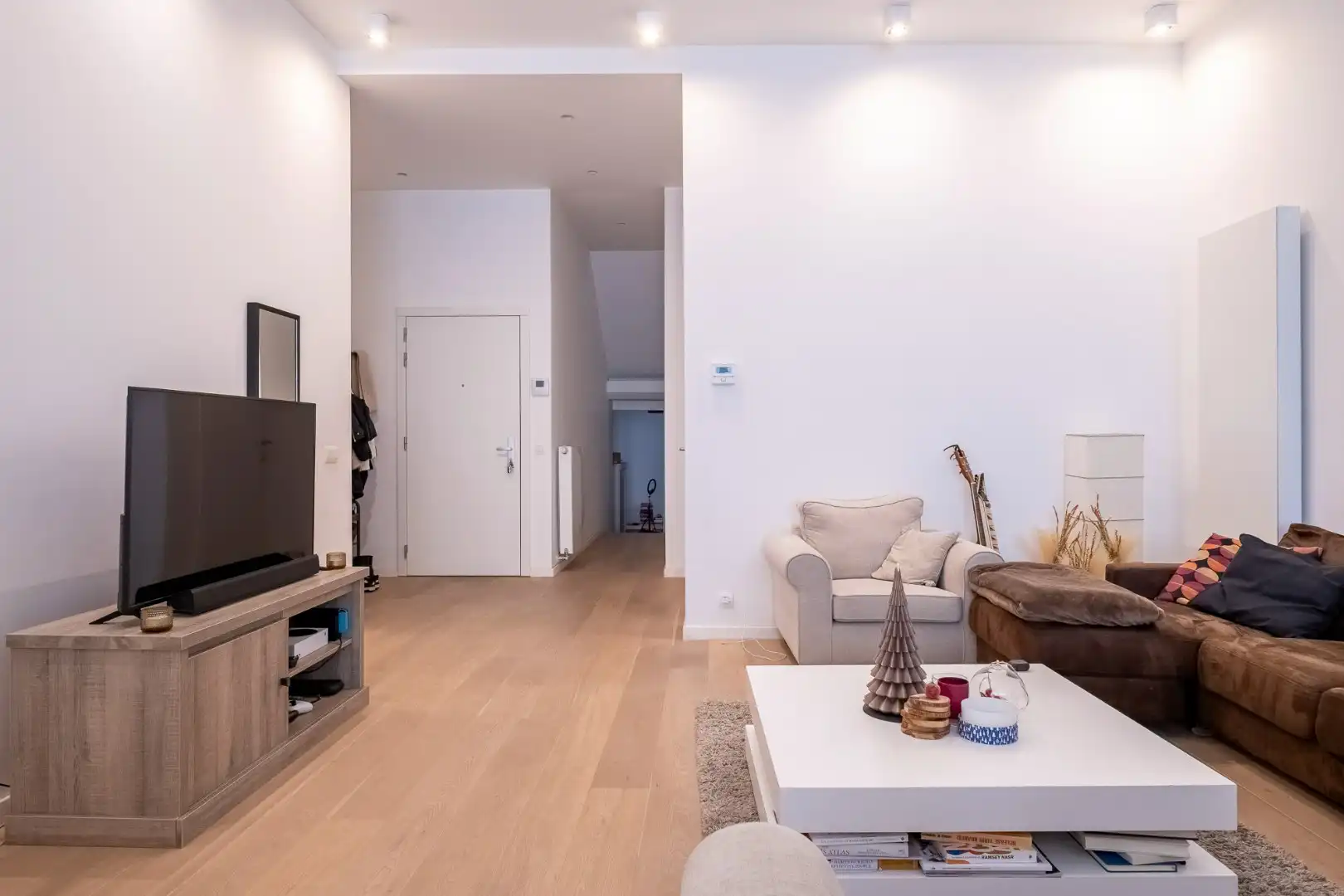 Gemeubeld appartement op het bruisende Zuid ! foto 10