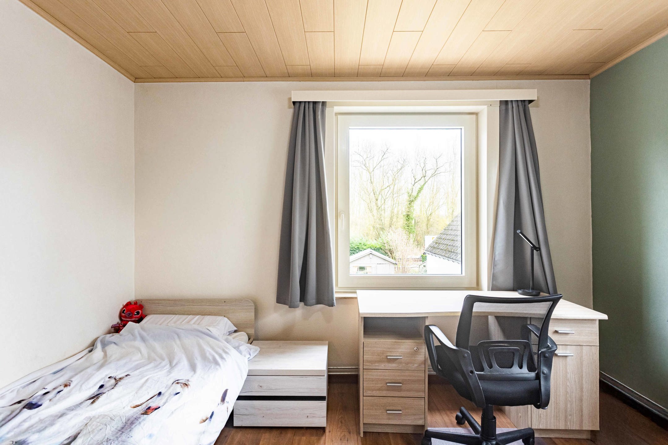 Instapklare gezinwoning op centrale ligging te Oudenaarde foto 13