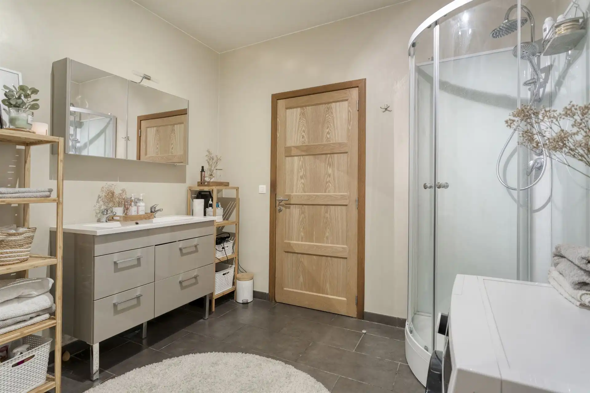 Instapklare woning met zuidgericht terras te Ronse foto 13