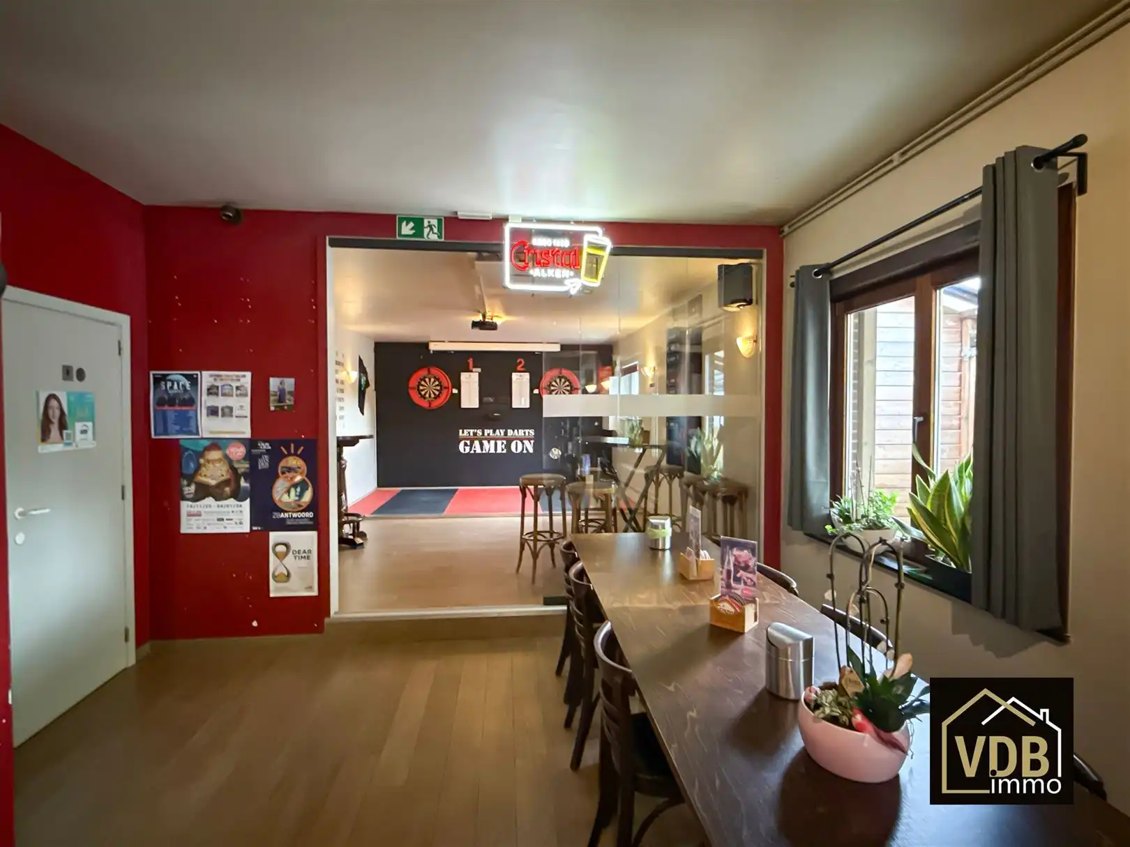 HANDELSHUIS MET WOONST foto 8