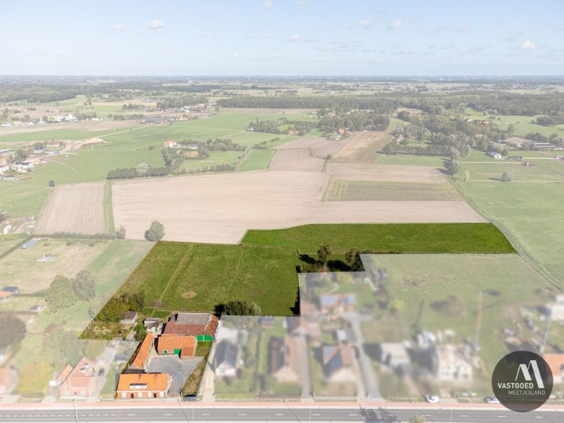 Hoeve & bouwgrond & weide & stallingen...op 2.2 hectare foto 9