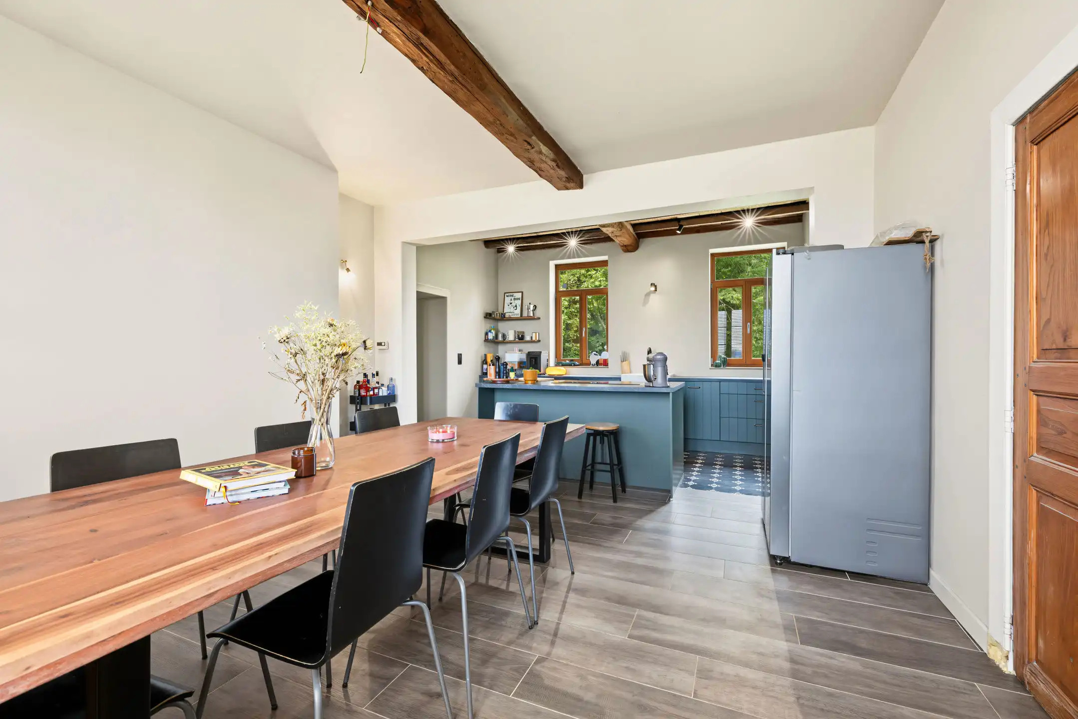 Charmant en instapklaar landhuis met prachtige tuin op 20a foto 10