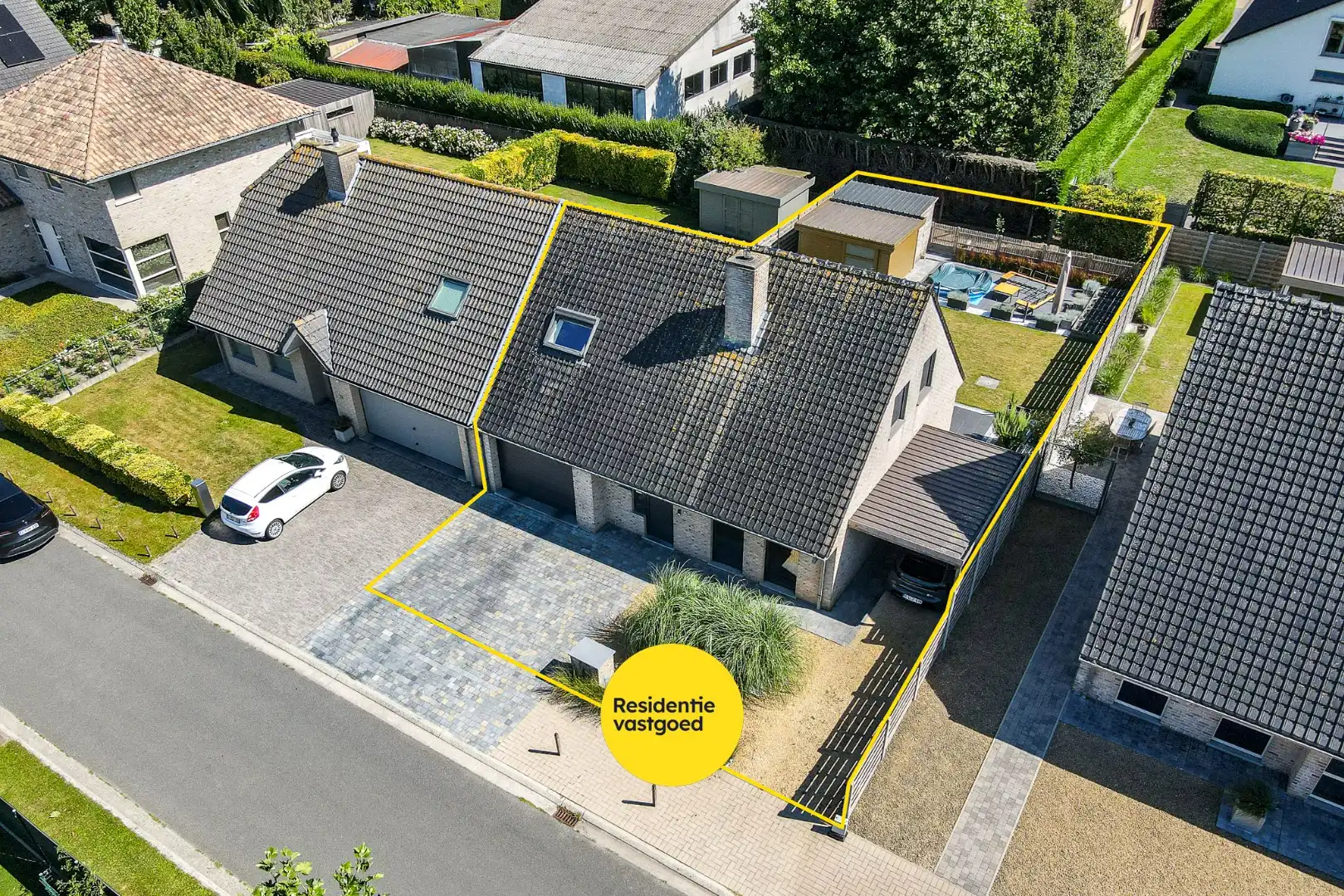 Ideale gezinswoning in doodlopende straat foto {{pictureIndex}}