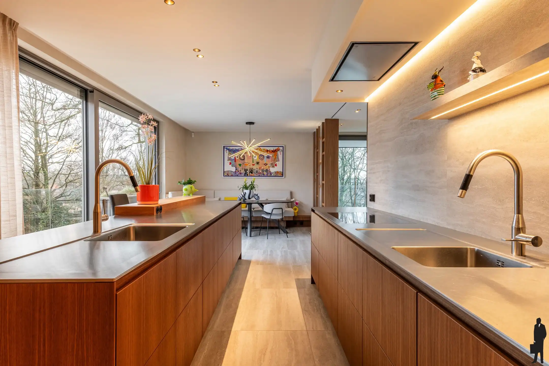 Exclusief villa-appartement van ca. 310 m² foto 8