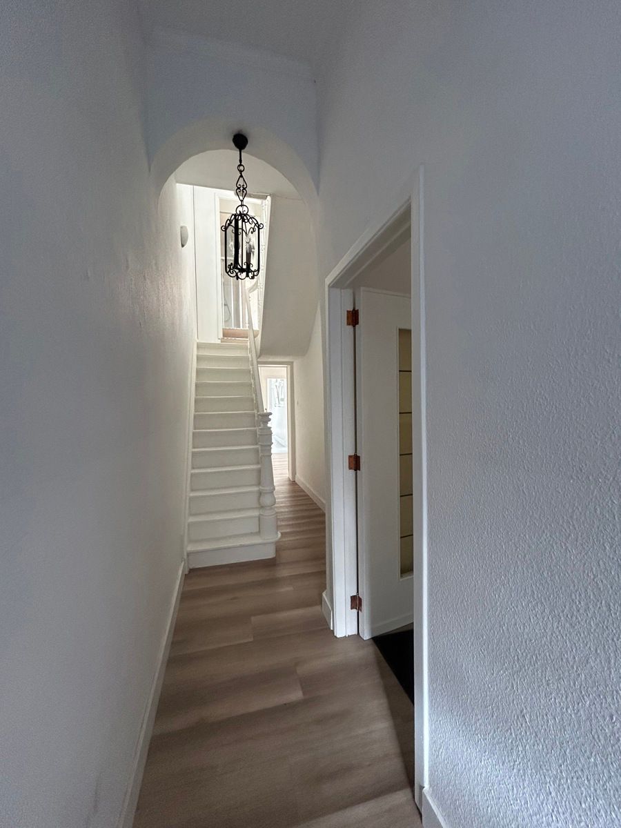 Prachtige woning met grote tuin foto 3