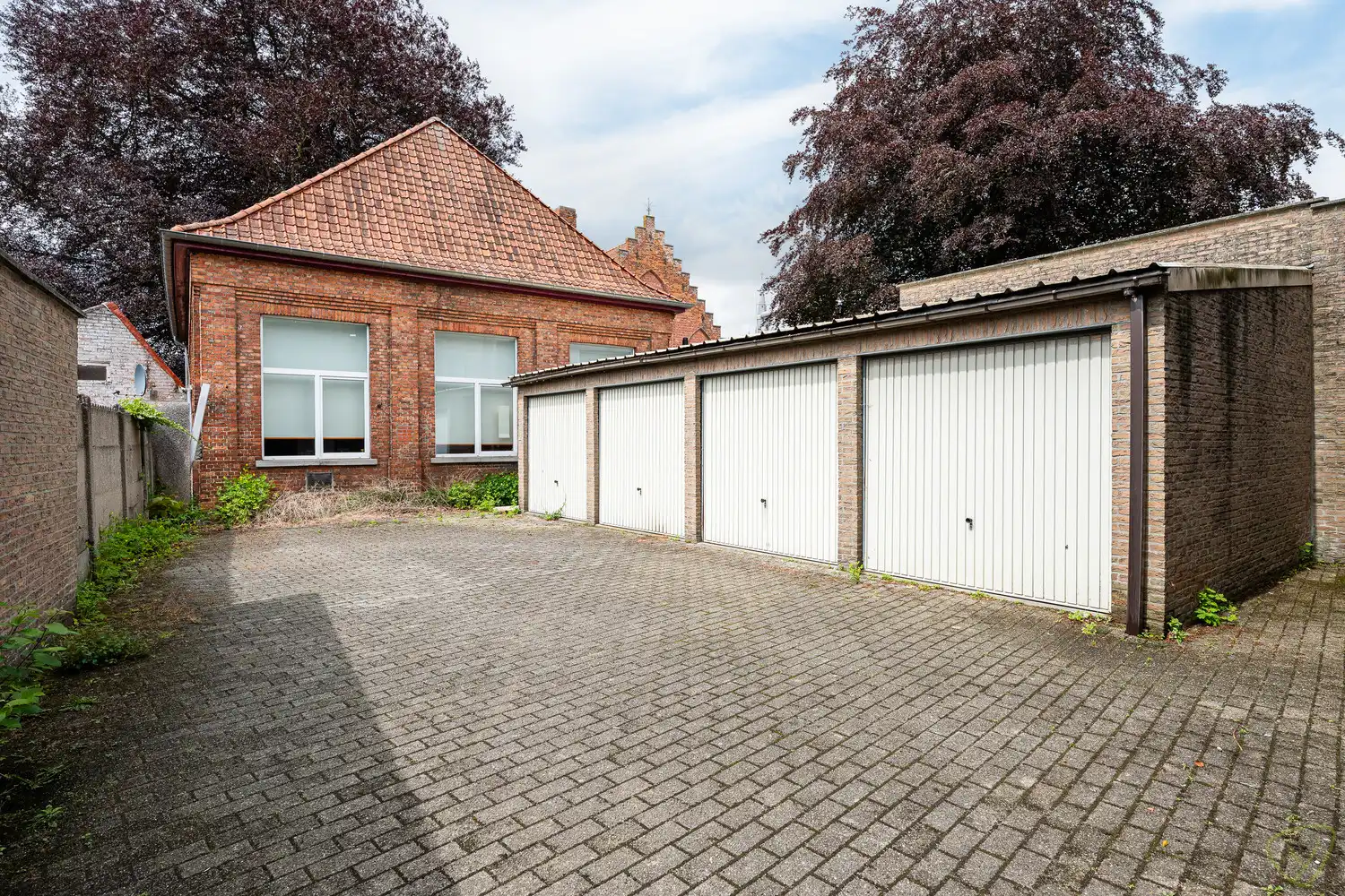 Ruim gelijkvloersappartement met private garage in de Kaaistraat! foto 14