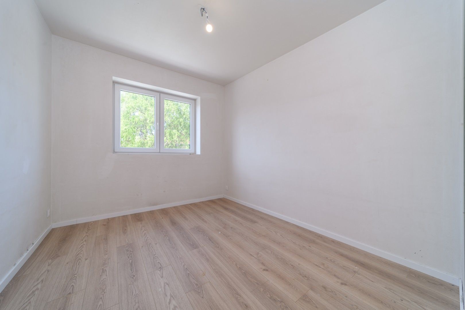 Gesloten nieuwbouwwoning met tuin te Mere foto 13