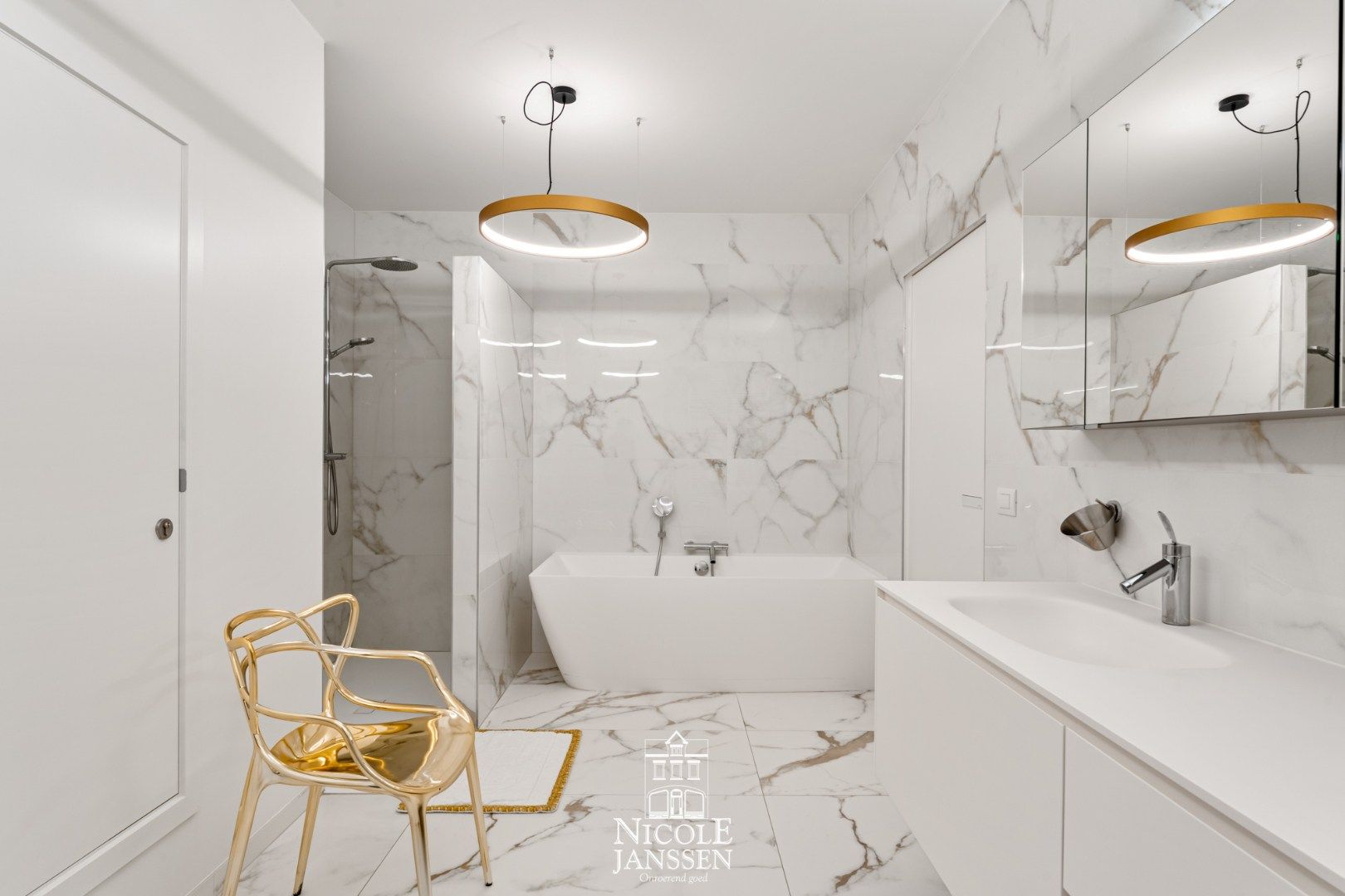 Exclusief penthouse met drie terrassen en vier garageboxen in de prachtige Residentie ILEX foto 23