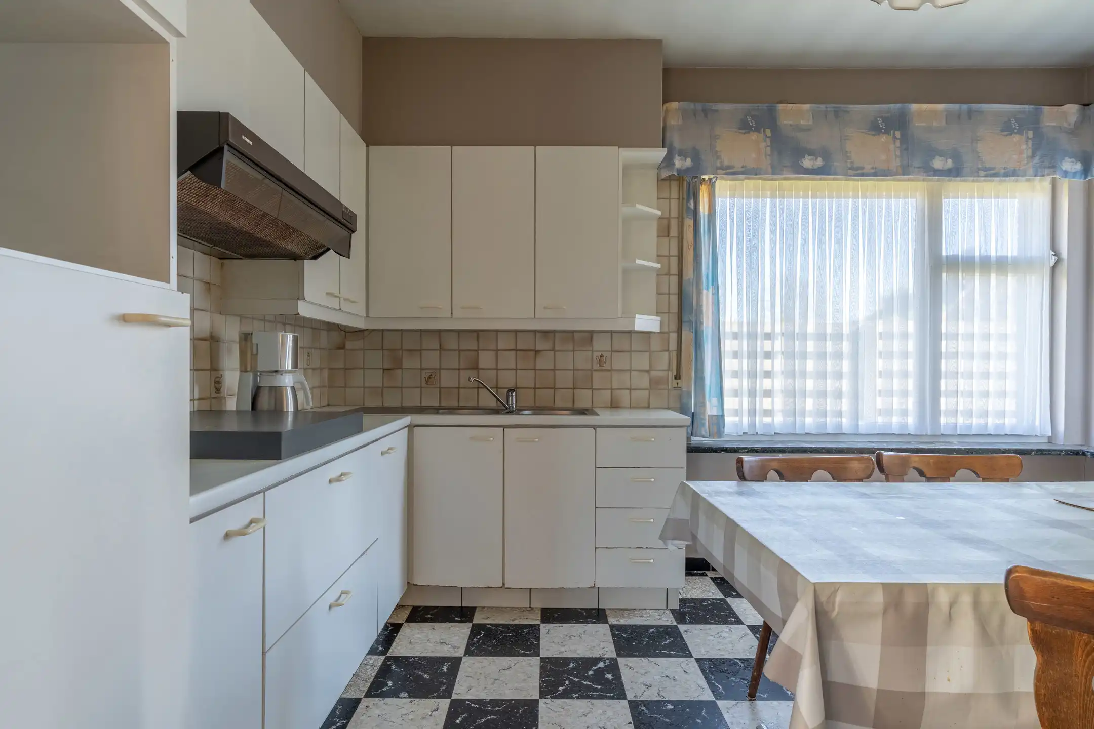 Te renoveren woning met veel potentieel te Kasterlee foto 9