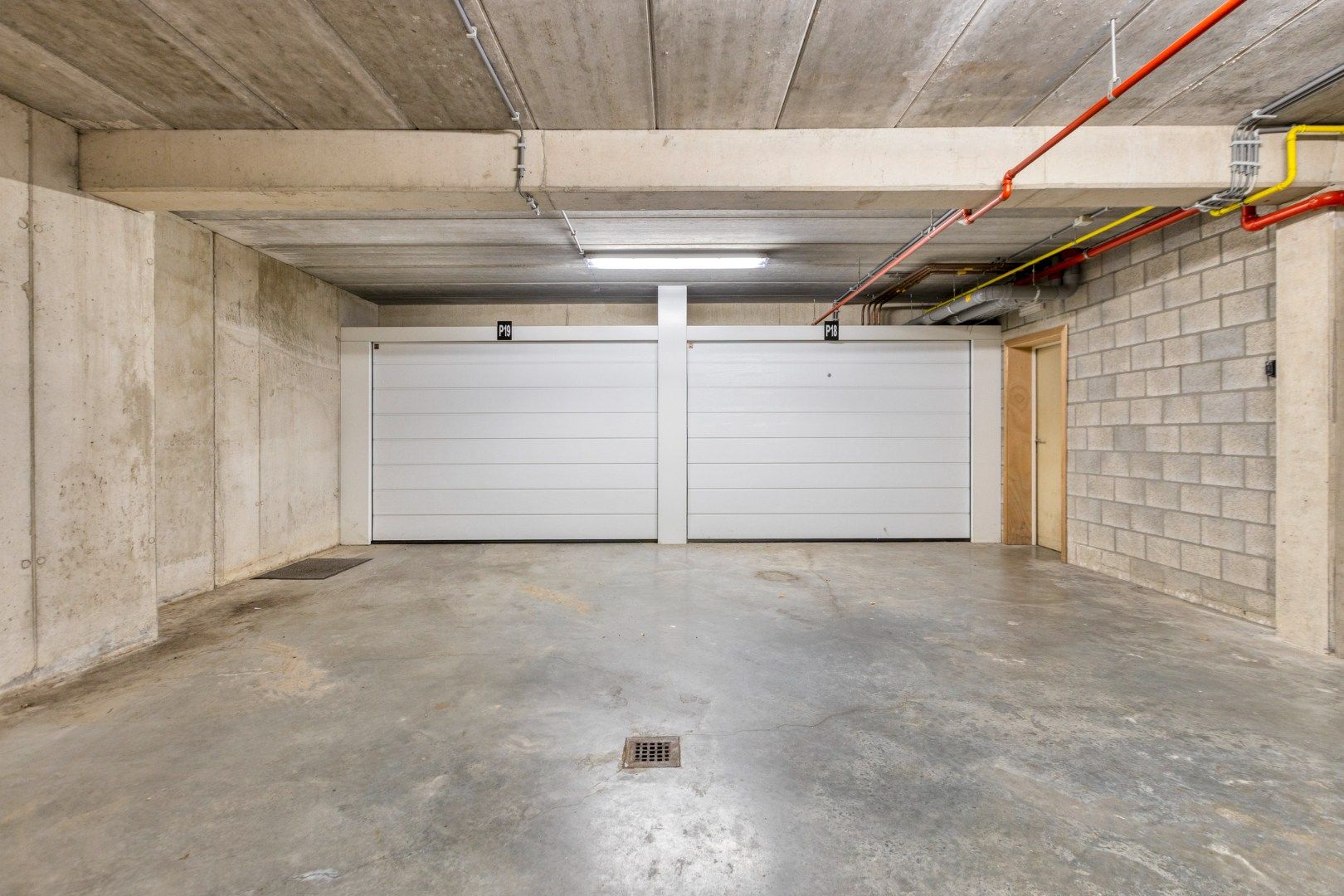 Ruim appartement met 2 slpks, parkeerplaats en dubbele garagebox in Mol-centrum ! foto 20