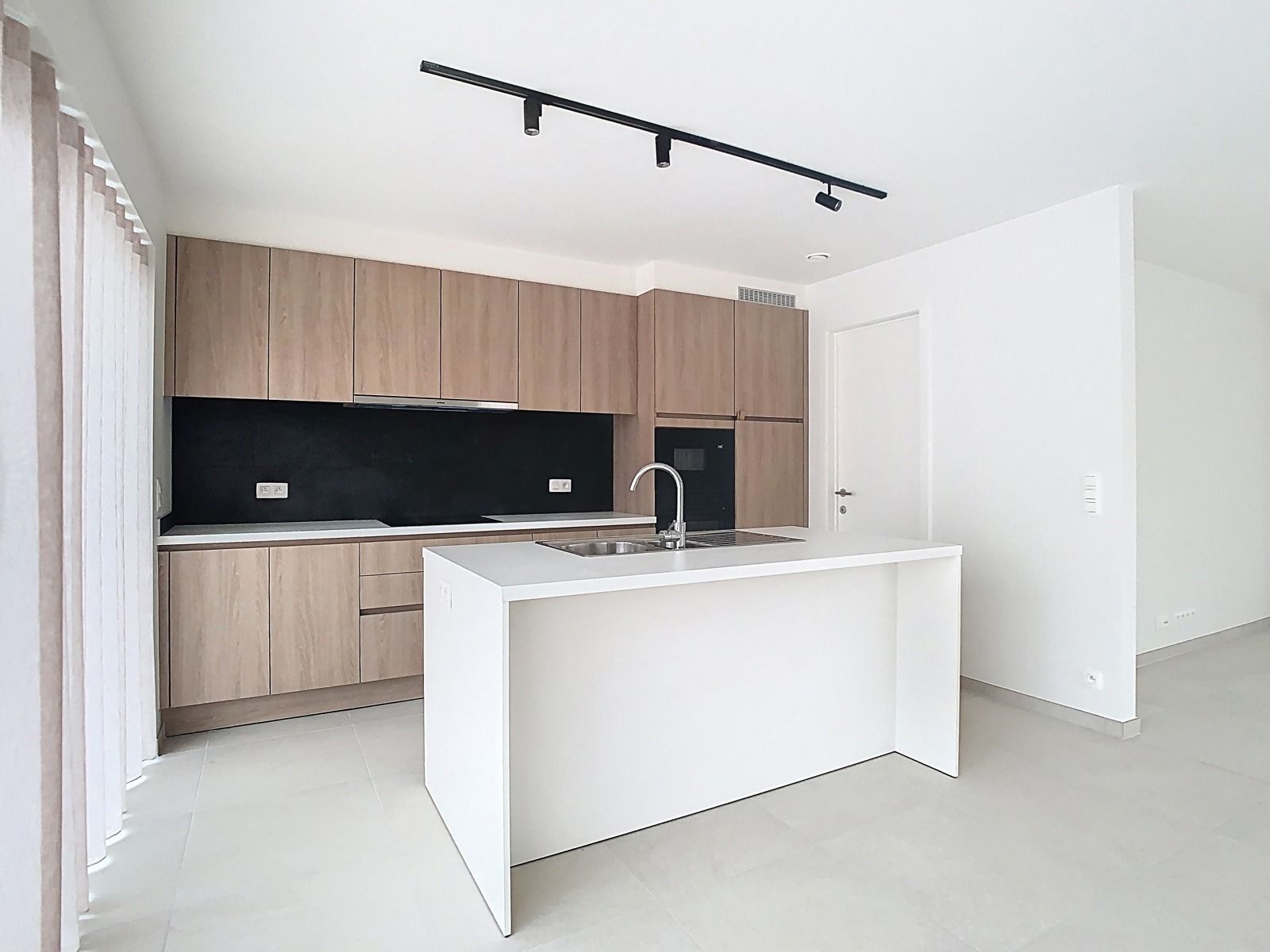 Moderne Nieuwbouwwoning (HOB) met 3 SLPK, Tuin én Carport! foto 5