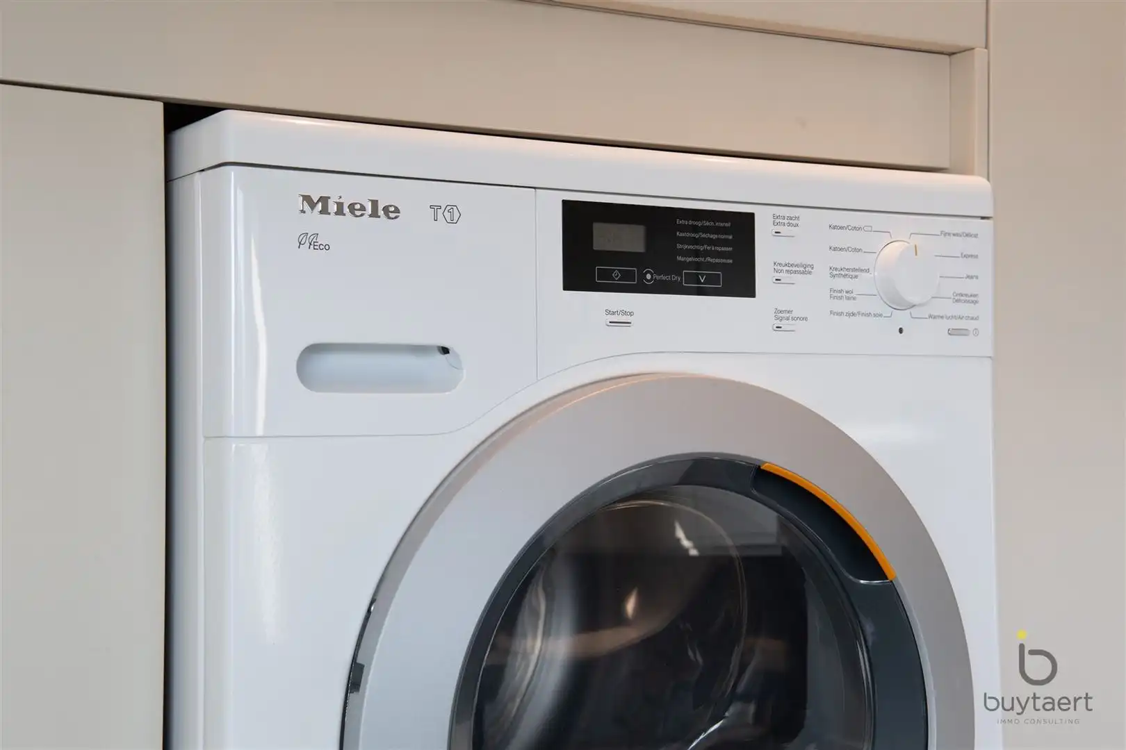 TOP ONDERHOUDEN DAKAPPARTEMENT IN HARTJE SCHILDE MET RUIM ZONNIG TERRAS! foto 7