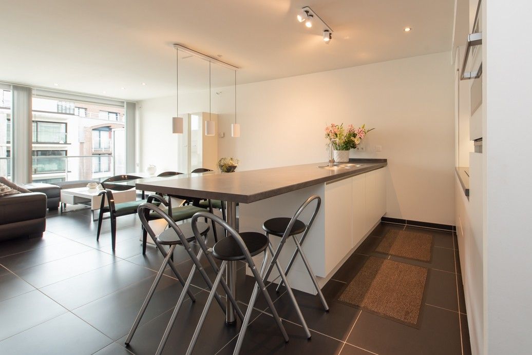 RESIDENTIE ICON II foto {{pictureIndex}}